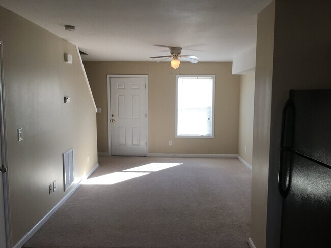 Building Photo - 793 D CHERRY BARK DR
