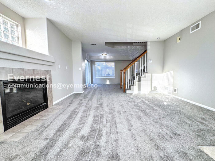 Building Photo - 4079 Perth St