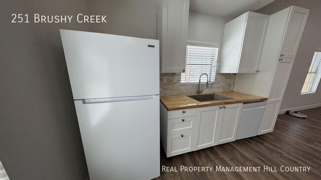 Building Photo - 251 Brushy Creek Rd