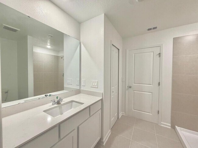 Building Photo - 3627 Hardman Dr