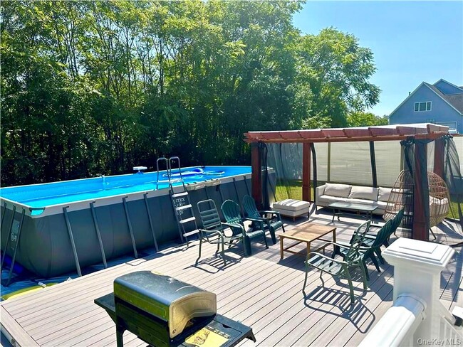 Building Photo - 201 Cr-50