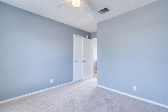 Building Photo - 112 Segovia Way