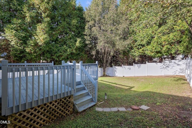 Building Photo - 1224 Grovewood Dr