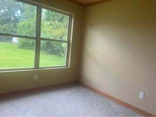 Building Photo - 3715 Beechwood Dr