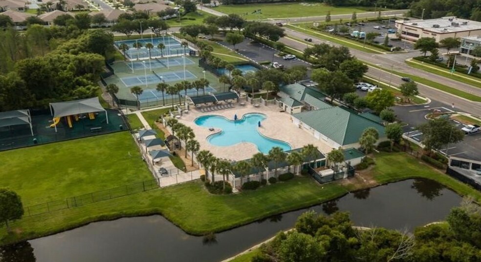 Building Photo - 1628 Maximilian Dr