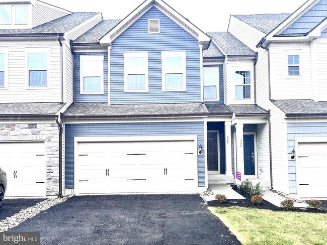 Primary Photo - 326 Milton Stamp Dr