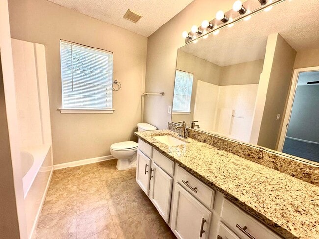 Building Photo - 3414 Summerfield Ridge Ln