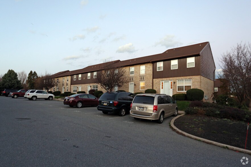 Belair Townhomes 590 Candlewyck Rd Lancaster PA 17601 Apartment Finder