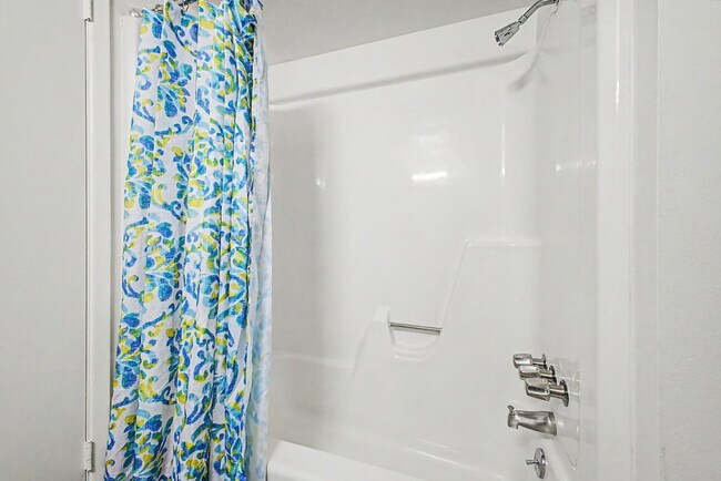 Building Photo - 10141 N 97th Dr