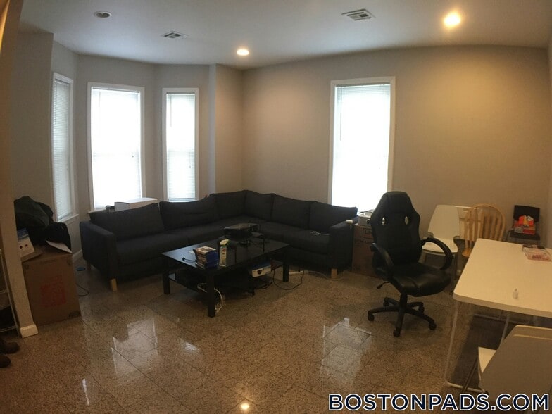 Building Photo - 45 Allston St