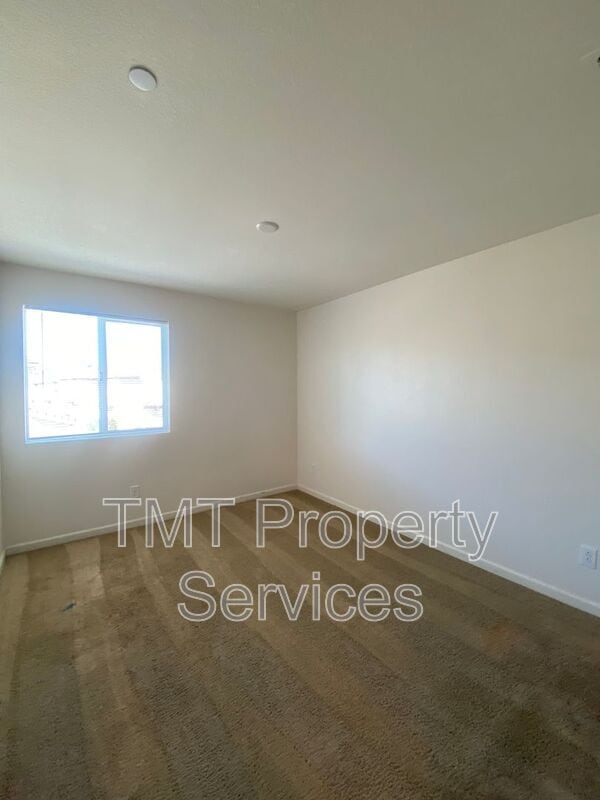 Building Photo - 5471 Westhampton Way