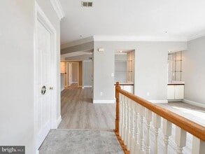 Building Photo - 432 Fortress Way