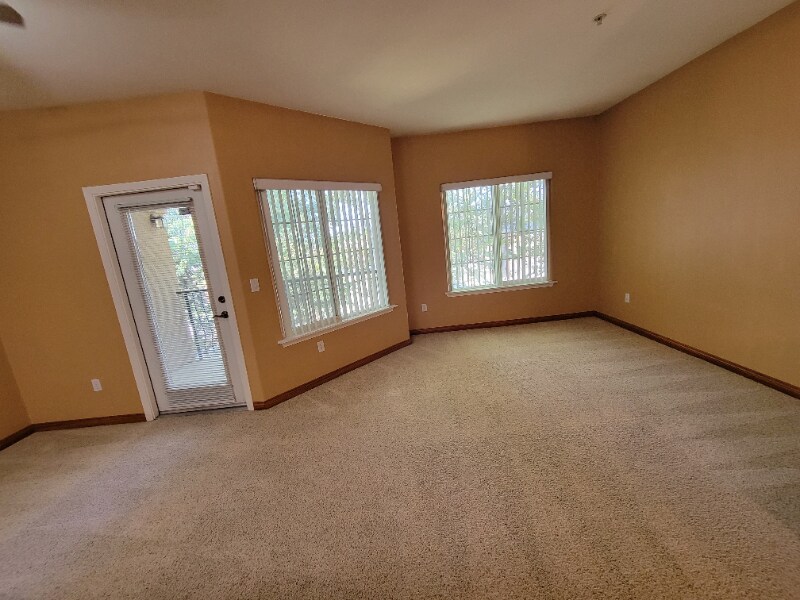 Building Photo - 4200 E Commerce Way