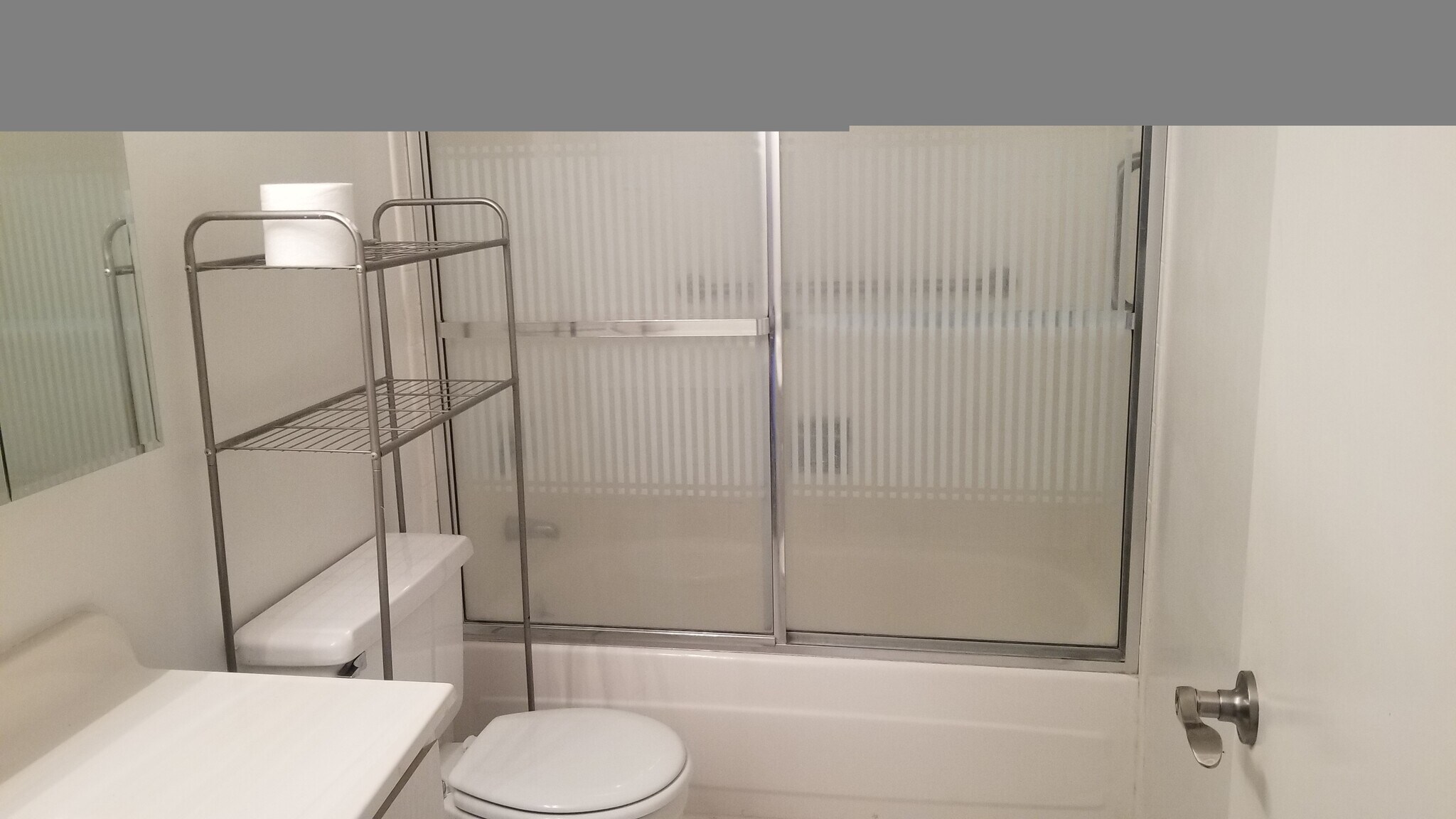 Guest Bathroom - 7910 E Camelback Rd