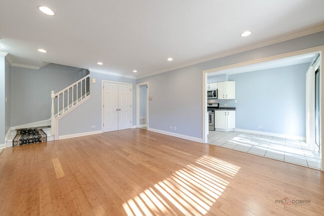 Building Photo - 365 Jefferson Ct