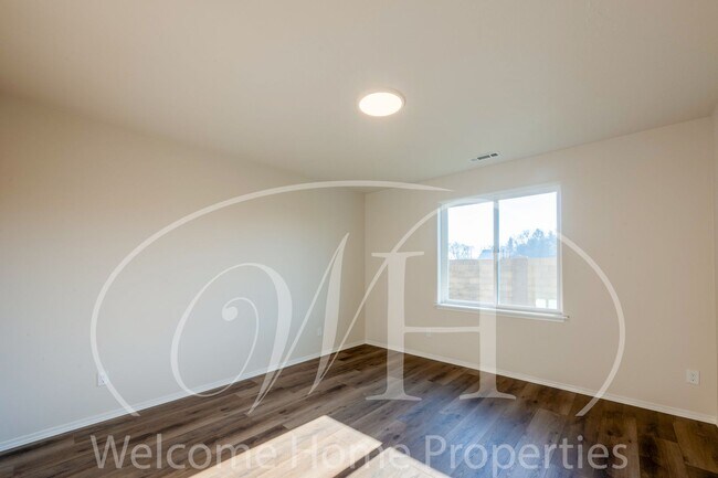 Building Photo - Brand New 3 Bed/2 Bath Home