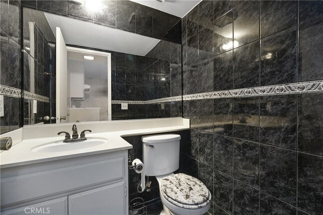 Building Photo - 1650 S Campus Ave