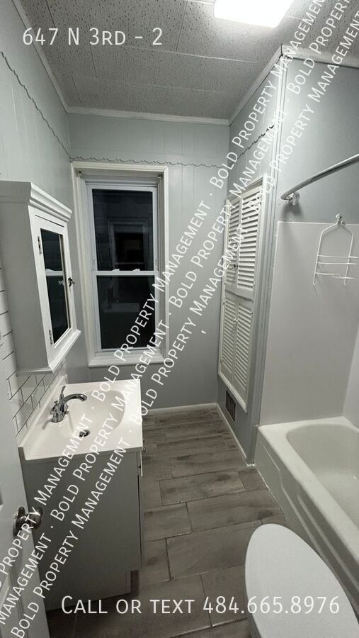 Building Photo - 647 N 3rd-2