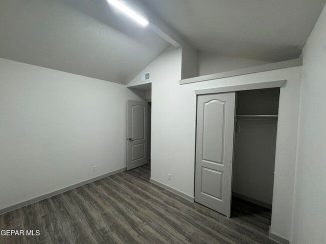 Building Photo - 7013 Echo Cliffs Dr