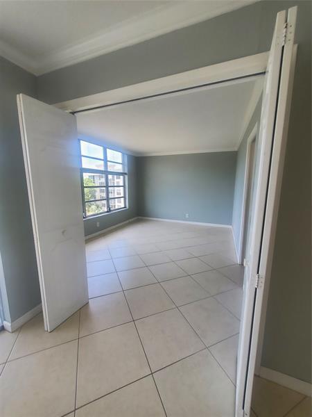 Building Photo - 2650 S Course Dr