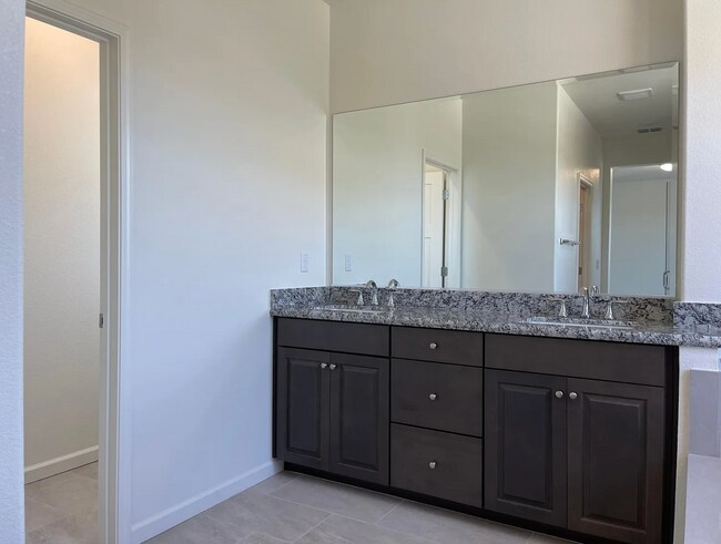 Building Photo - 2144 Brave Hawk Loop