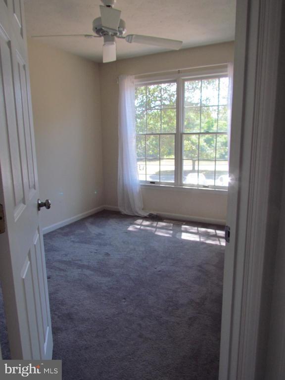 Building Photo - 13240 Clipper Cir