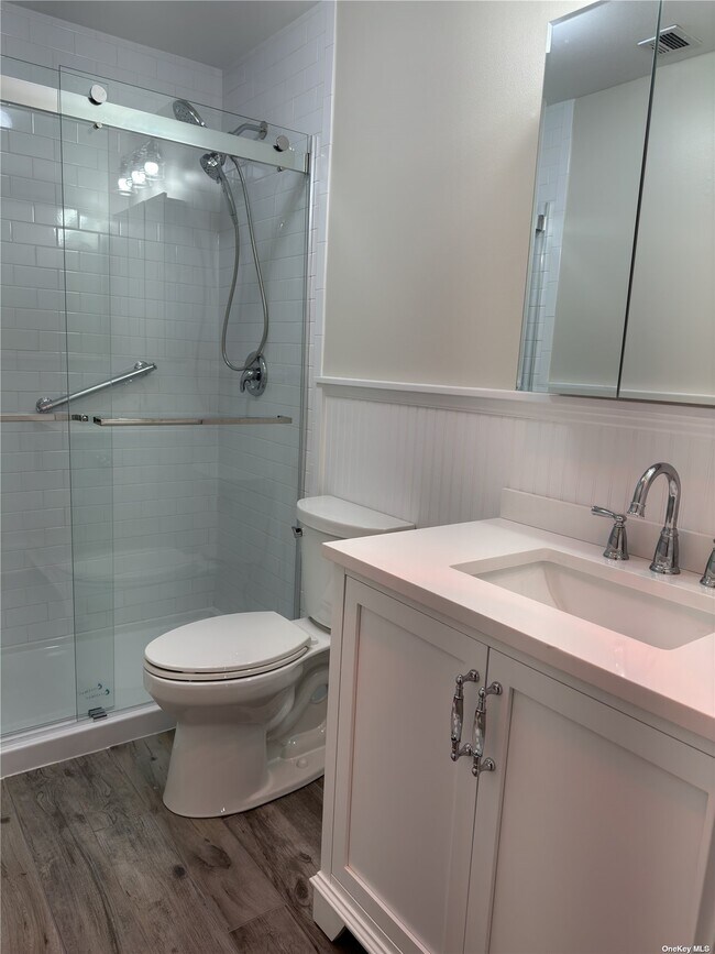 Building Photo - 12 Sandy Hill Rd