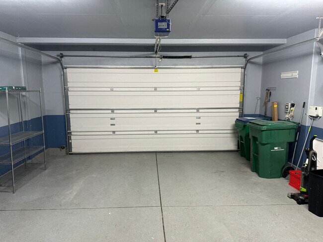 Building Photo - Beautiful South Reno Home!