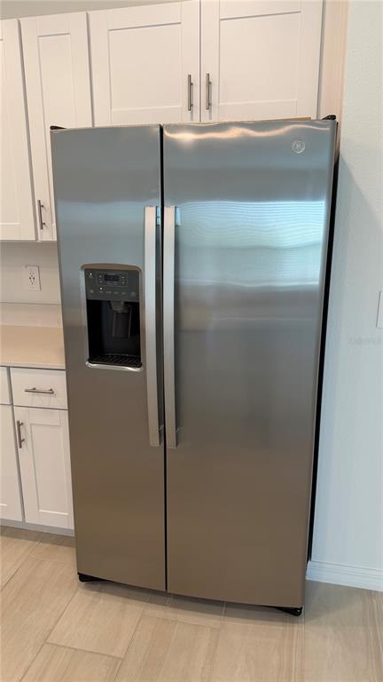 Building Photo - 1629 Tropical Oasis Ave