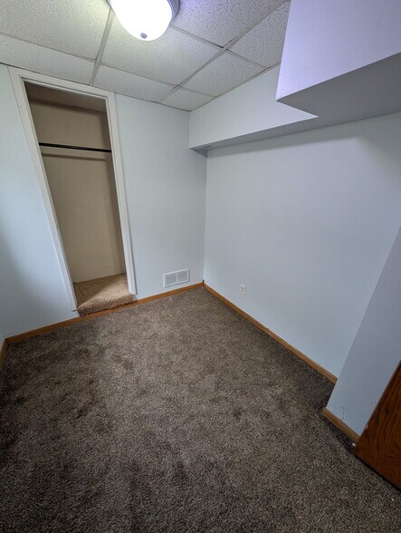 Building Photo - 111 James Ave