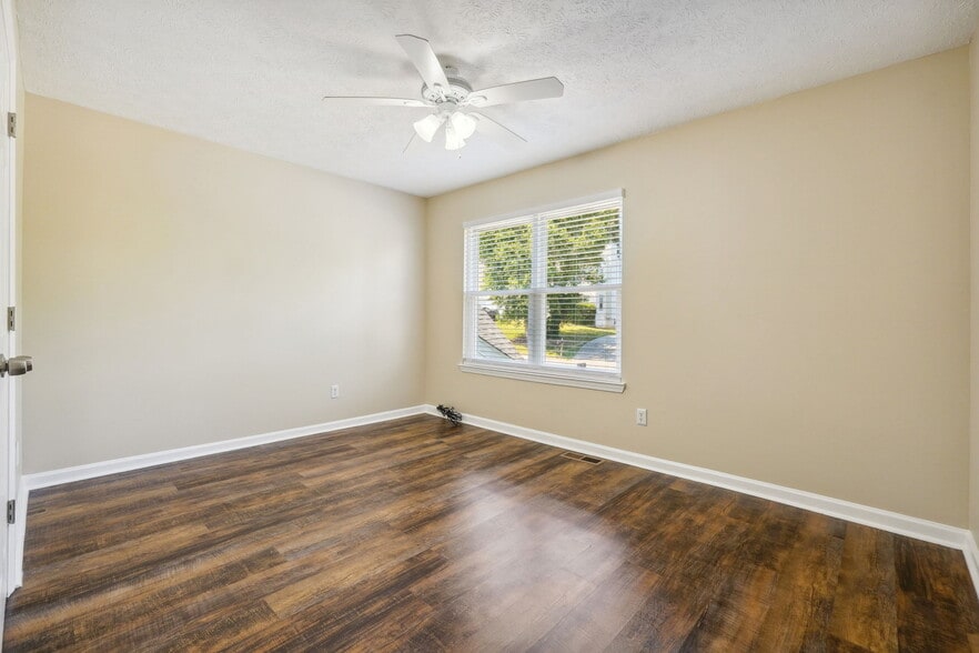 3rd bedroom - 7016 Grinder Drive