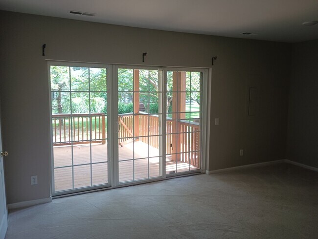 Building Photo - 50 Avalon Ct