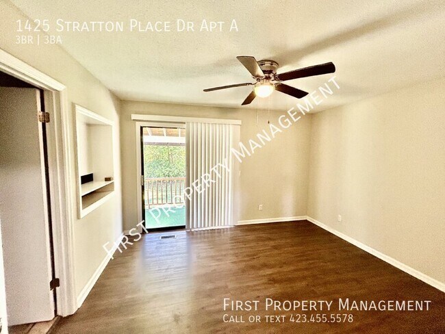 Building Photo - 1425 Stratton Pl Dr