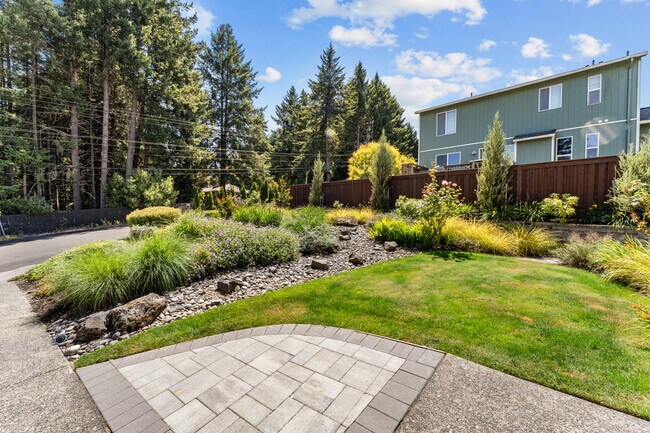 Building Photo - 7275 SW 195th Ave