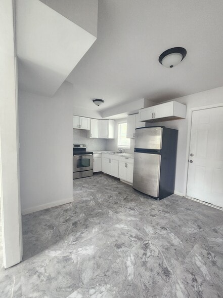 Building Photo - 347 Grant Ave