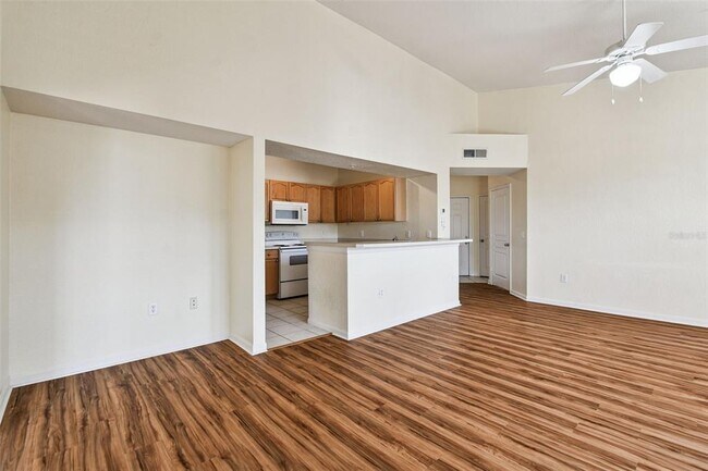 Building Photo - 5125 Palm Springs Blvd