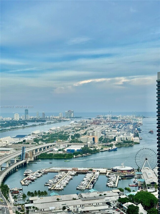 Building Photo - 159 NE 6th St