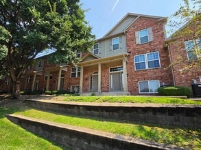 Building Photo - 107 Driscoll Ln