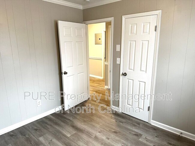 Building Photo - 1414 White St