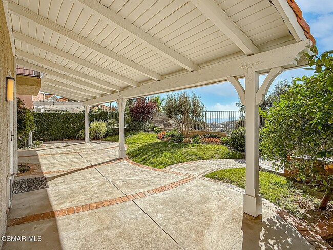 Building Photo - 12057 Falcon Crest Way