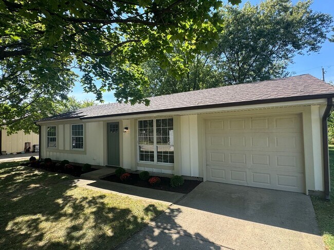 Building Photo - Remodeled Three Bedroom Single Family Home...