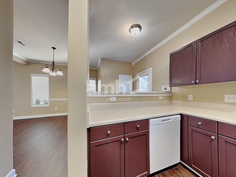 Building Photo - 12746 Cross Dale Dr