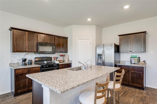 Building Photo - 216 Skipping Stone Ln