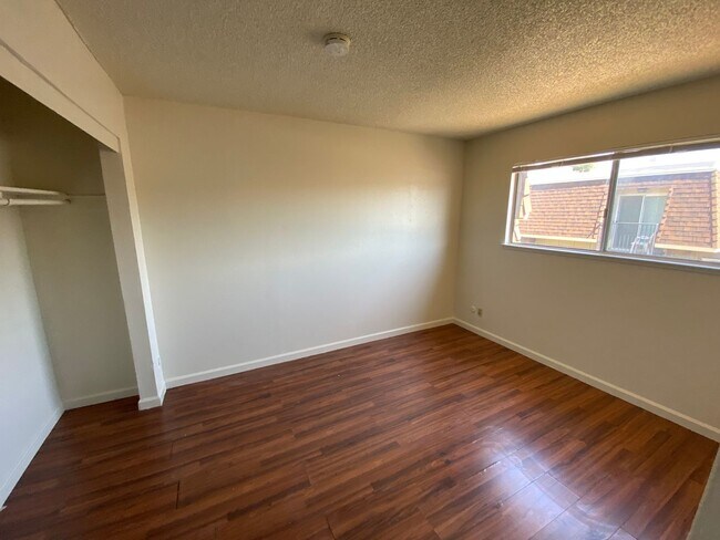 Building Photo - Move In Special - Half Off the First Month of Rent