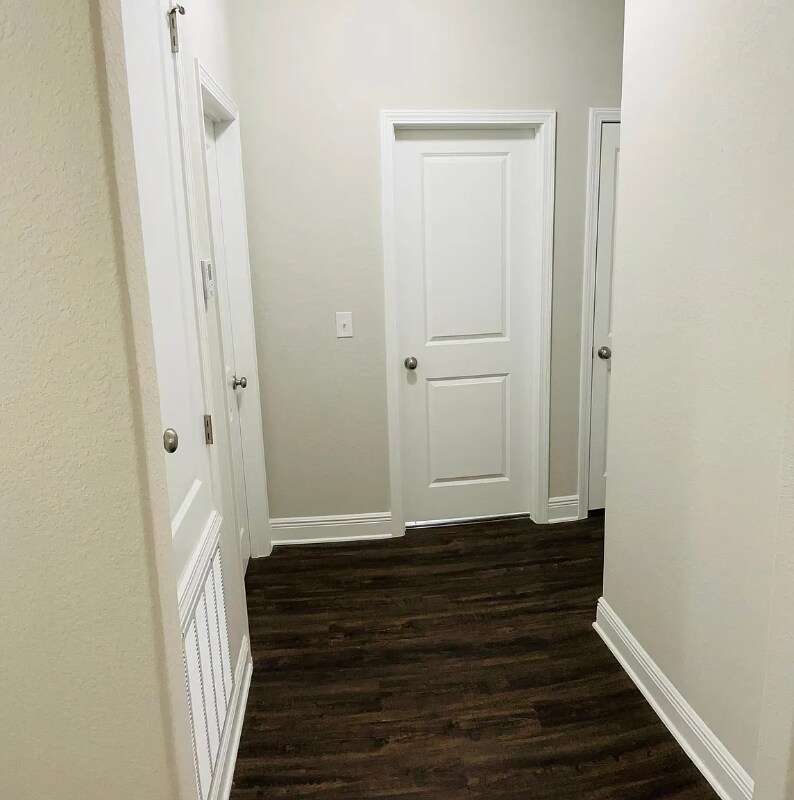 Building Photo - 3868 Shady Grove Dr
