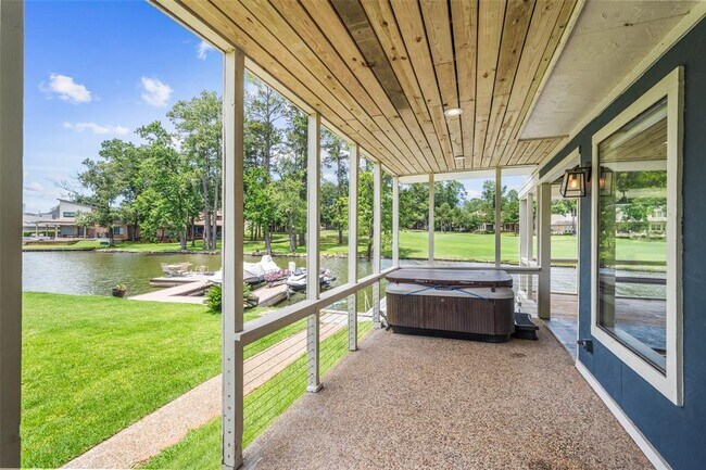 Building Photo - 12986 Wood Harbour Dr