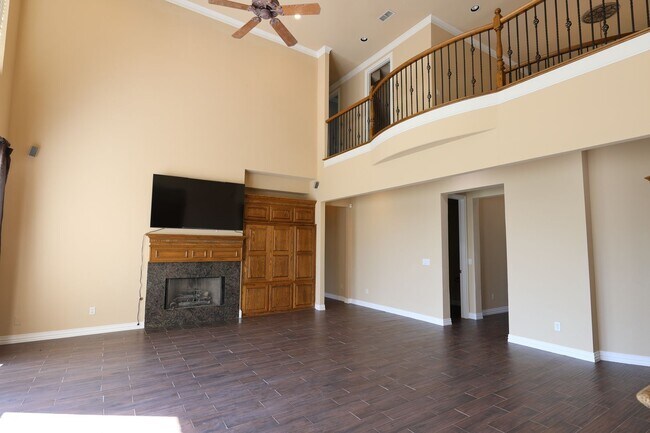 Building Photo - 5700 FM 424-