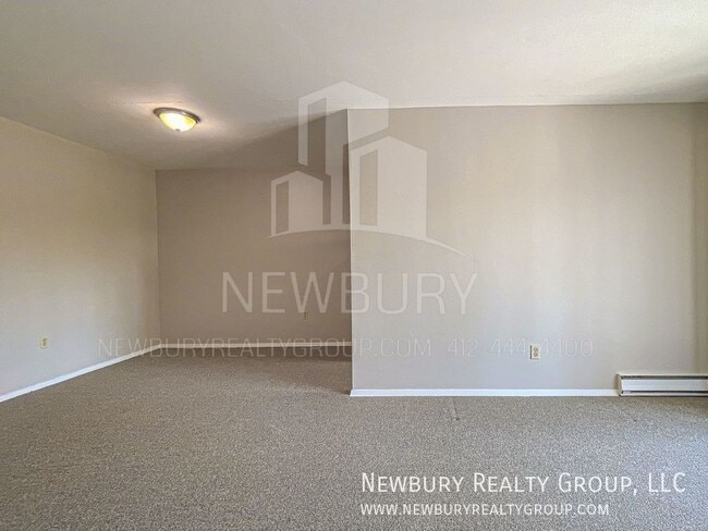 Building Photo - 1459 Poplar St