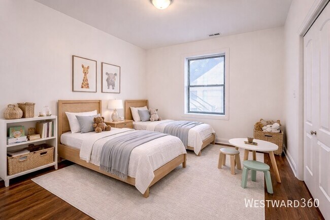 Building Photo - 5172 S Michigan Ave