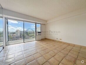 Building Photo - Large Studio/1 bath unit at Princess Kealoha